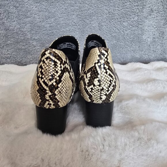 Vionic Belmont Snake Print Leather Ankle Boot Bootie Women's Sizes NEW - Picture 4 of 12